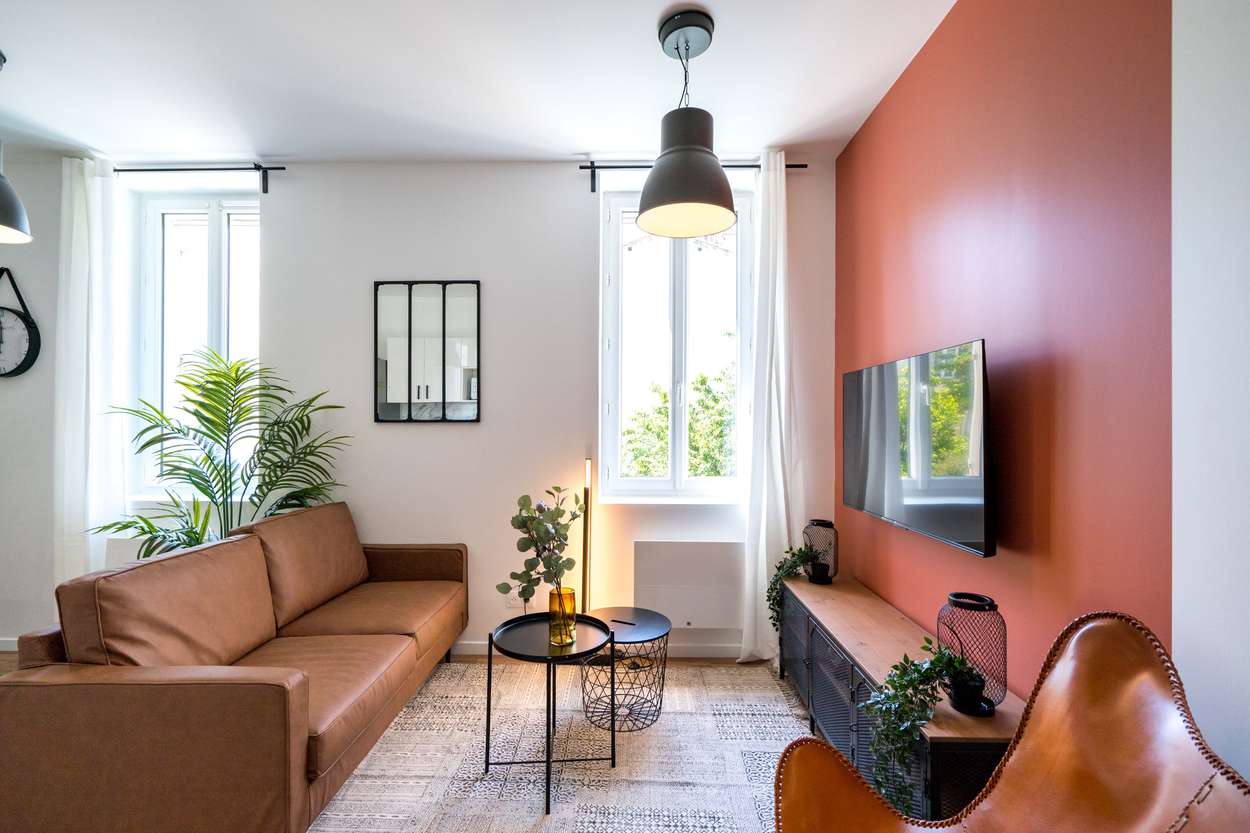 Salle à manger avec verrière intérieure